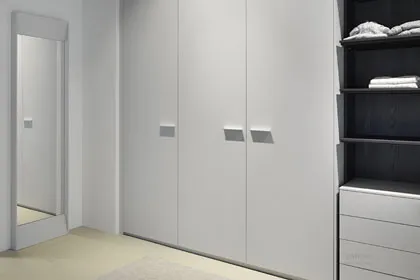 Esteve Estudi Cuina i Bany. Tienda de muebles para el hogar en Sabadell-  Armarios 17