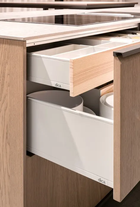Esteve Estudi Cocina Baño. Tienda de cocinas y baños en Sabadell - Dica cocina d12-10