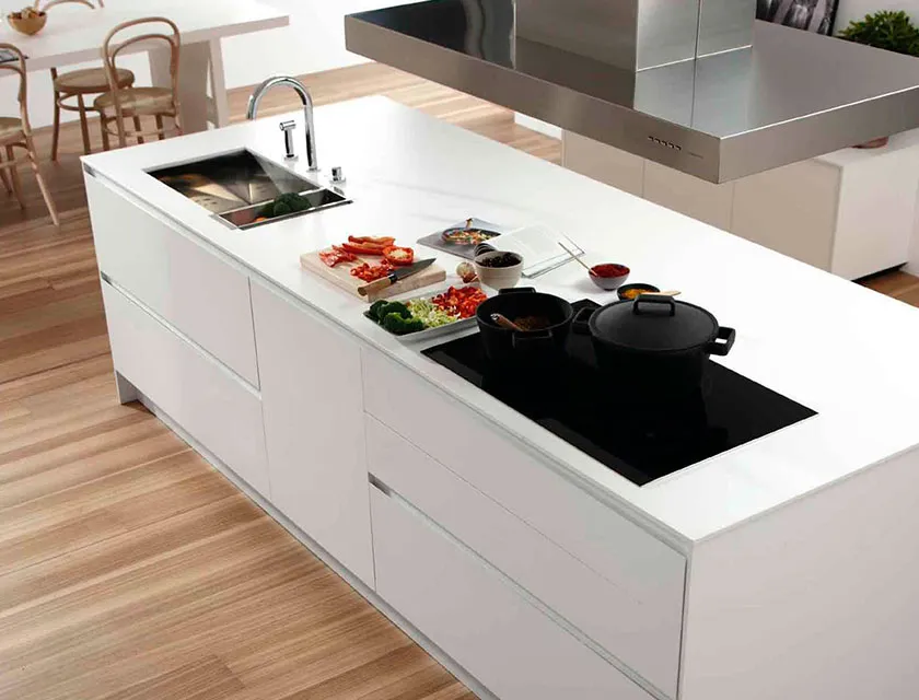 Esteve Estudi Cuina i Bany i Banys. Cocina